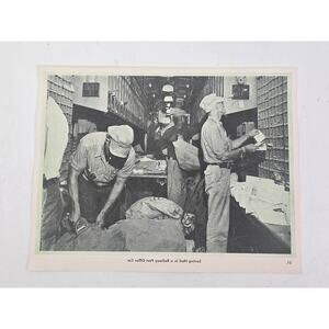 Vintage 1940s Sorting Mail Railroad Post Office Mail Car 11x8.5 Photo Print #5